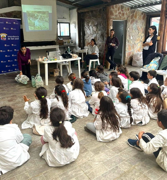 Niños escuela San Jose Biobardas 